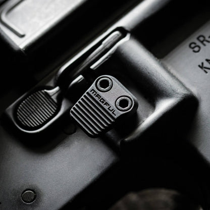 MAGPUL AR MAGAZINE RELEASE BLACK