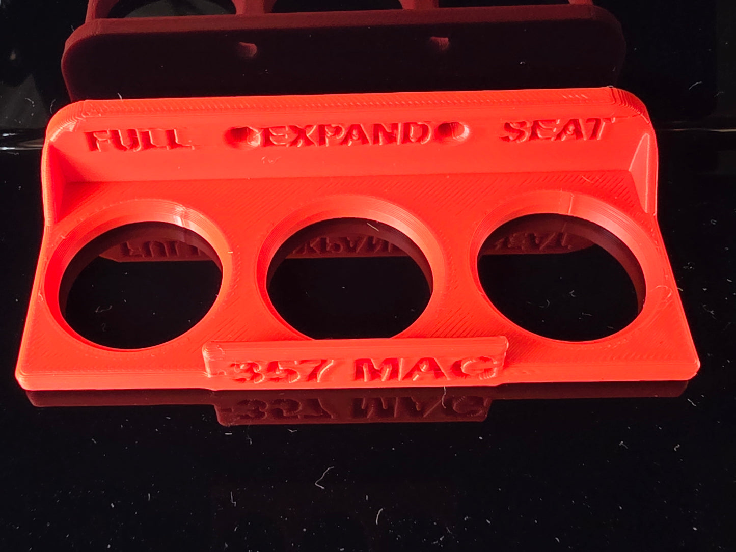 3D PRINTED CALIBRE DIE RACK